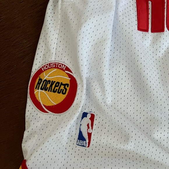 JUST DON Houston Rockets Shorts - Picture 2 of 4